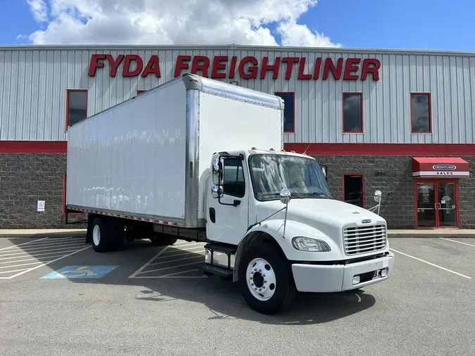 2019 Freightliner M2 106