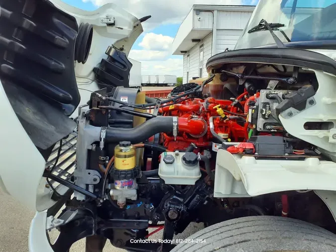 2018 FREIGHTLINER M2 106
