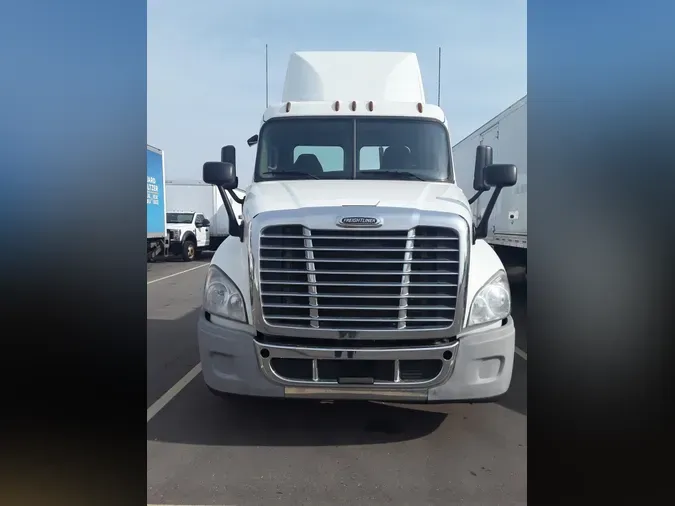 2016 FREIGHTLINER/MERCEDES CASCADIA 125