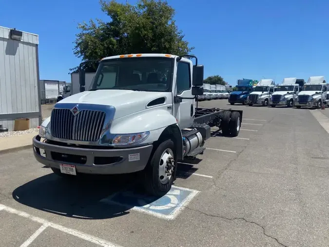 2020 NAVISTAR INTERNATIONAL MV607 (4X2)567bd84f432b965d50f3df971b2aea17