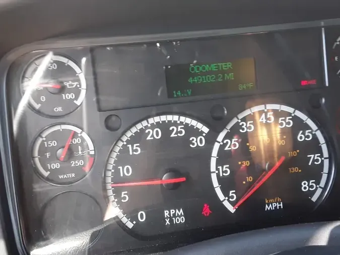 2020 FREIGHTLINER M2 106