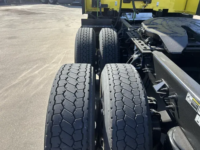 2024 Peterbilt 579