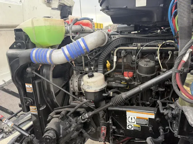 2021 Peterbilt 579568a4ba7c5ad33810aa8d773cc4eaa1d