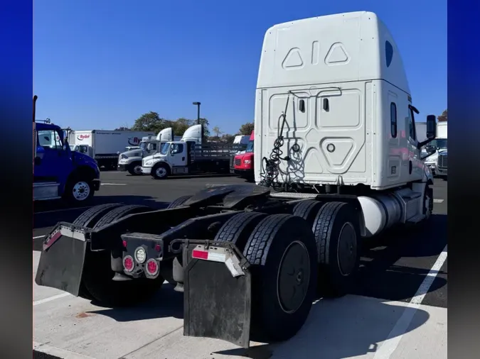 2020 FREIGHTLINER/MERCEDES NEW CASCADIA PX12664