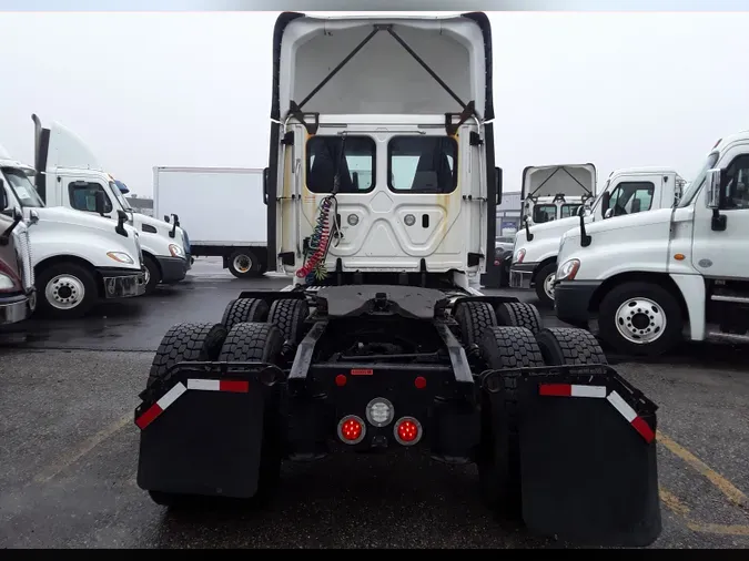 2017 FREIGHTLINER/MERCEDES CASCADIA 125