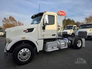 2022 PETERBILT 567