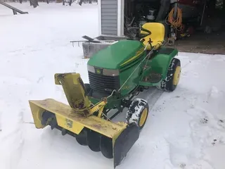 2005 John Deere 345