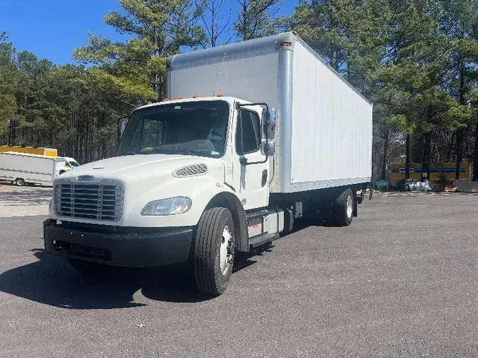 2016 Freightliner M2