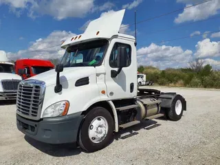 2020 FREIGHTLINER/MERCEDES CASCADIA 113