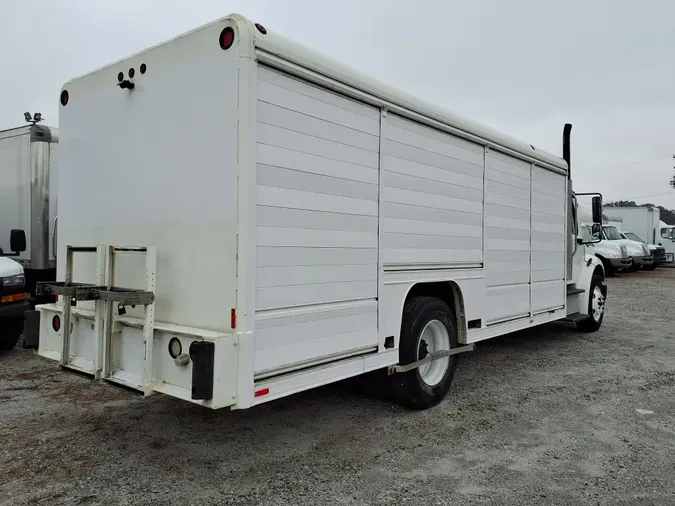 2016 FREIGHTLINER/MERCEDES M2 106