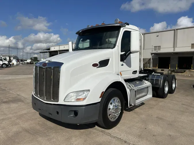 2017 Peterbilt 579