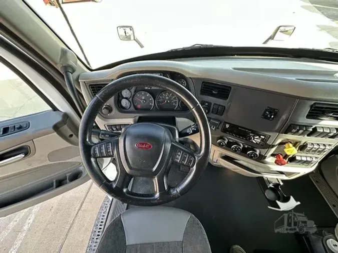 2020 PETERBILT 579