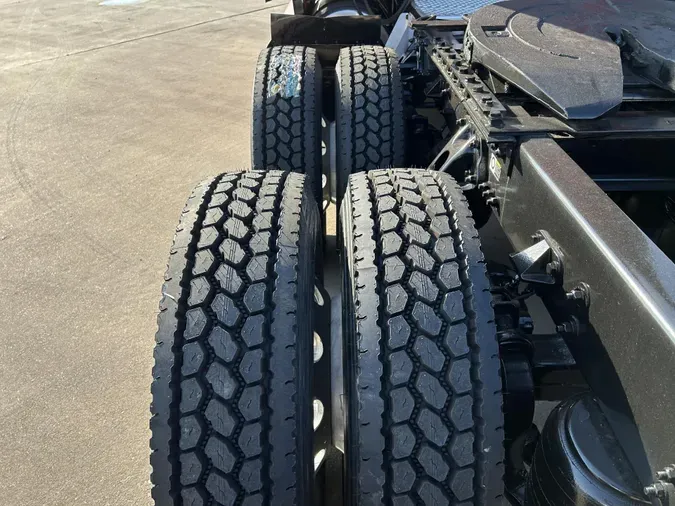 2024 Kenworth T680
