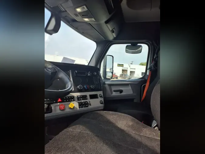 2019 FREIGHTLINER/MERCEDES NEW CASCADIA PX12664