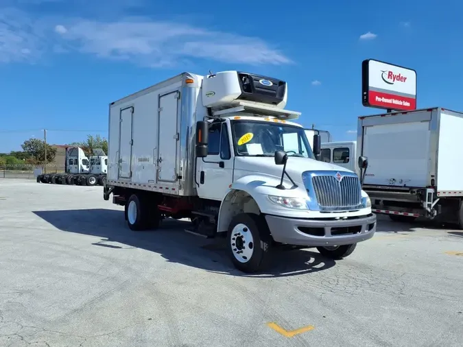 2019 NAVISTAR INTERNATIONAL 4300