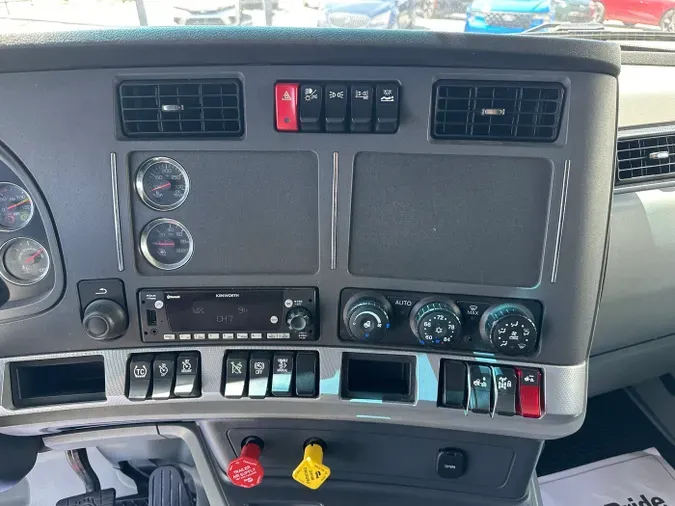 2022 Kenworth T680