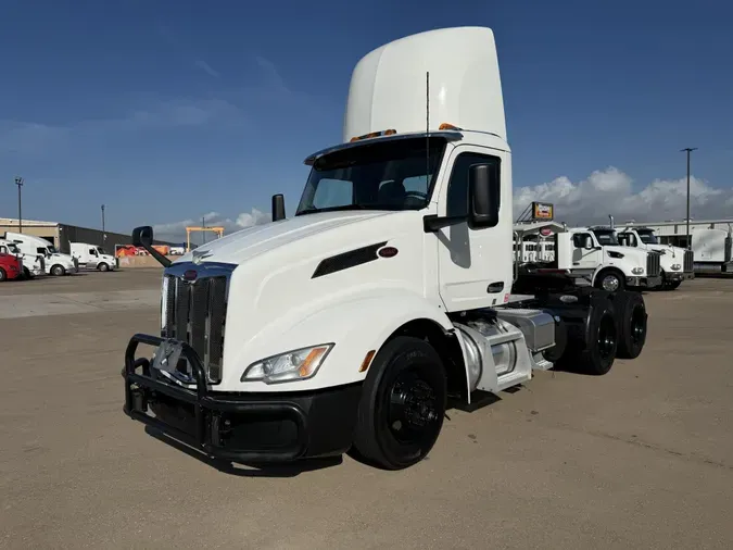 2023 Peterbilt 57956a13255fe893d130a4fa65bd87c845c