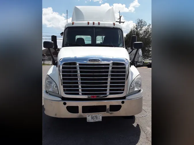 2017 FREIGHTLINER/MERCEDES CASCADIA 125