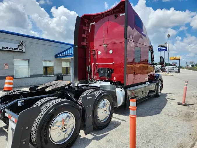 2022 PETERBILT 579