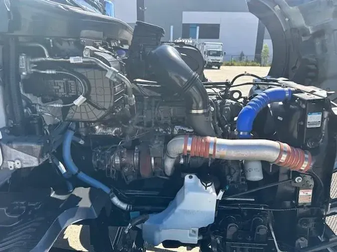 2023 Kenworth T680