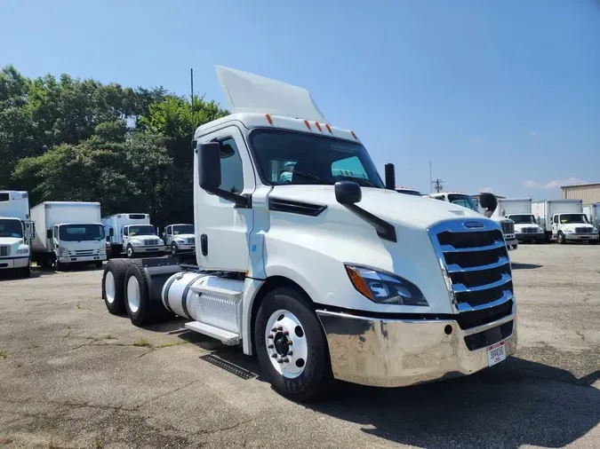 2020 FREIGHTLINER NEW CASCADIA PX12664