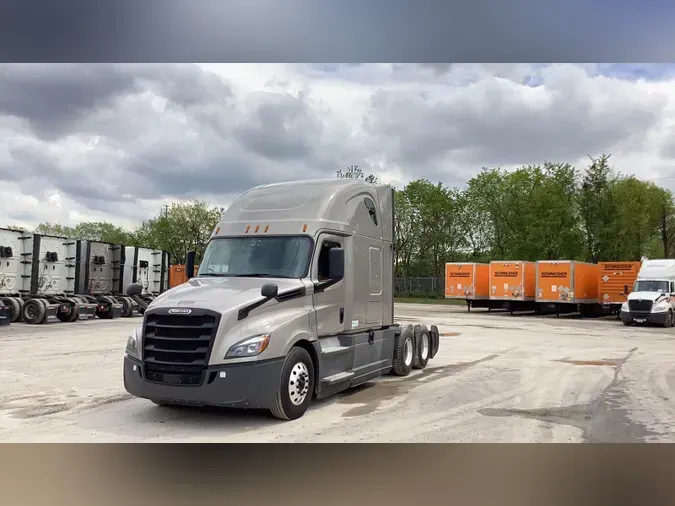 2020 Freightliner Cascadia
