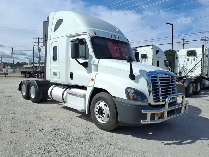 2020 FREIGHTLINER CASCADIA 125