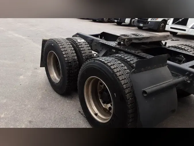 2018 Volvo VNL300
