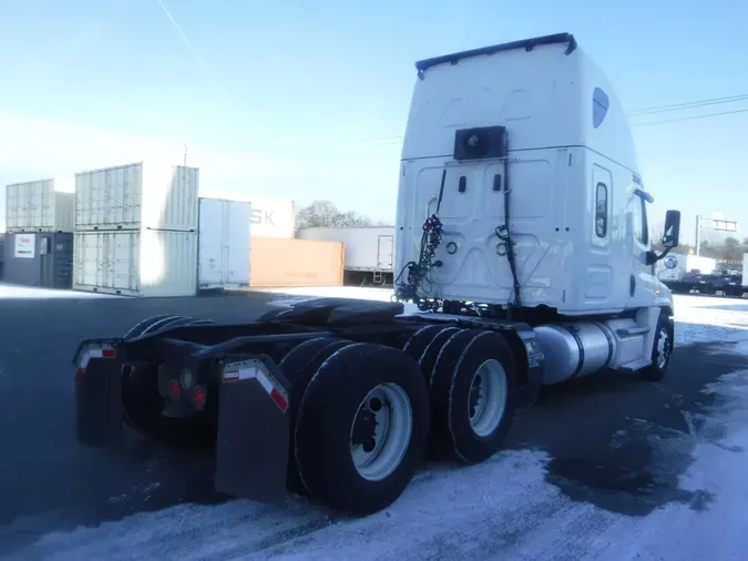 2020 FREIGHTLINER/MERCEDES CASCADIA 125