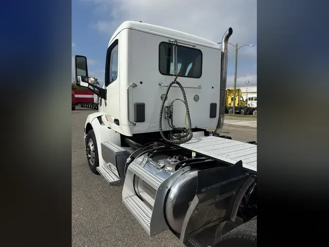 2018 Peterbilt 579