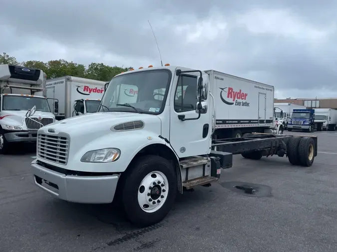 2016 FREIGHTLINER/MERCEDES M2 10656b288e89579bbe6f4d46bf8eeb53976