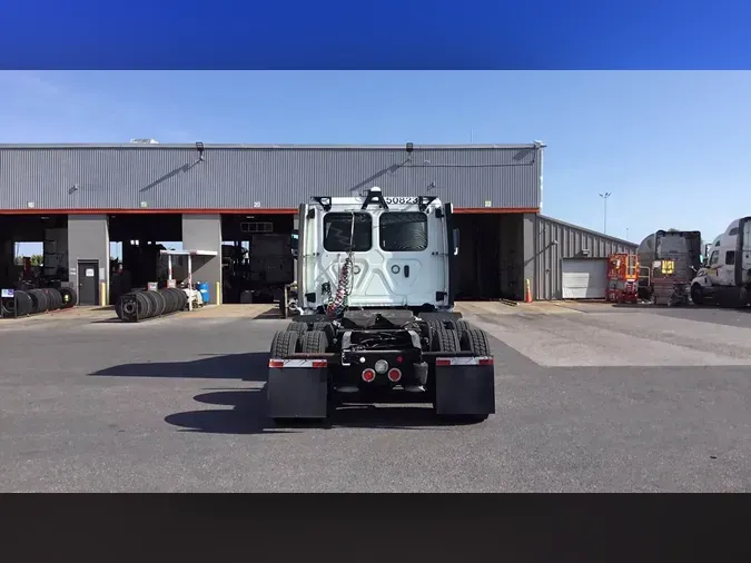2020 Freightliner Cascadia 12656b5aa5de0b236a1e9fe88fe0d4aa14e