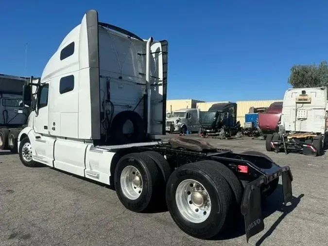 2023 Volvo VNL64T760