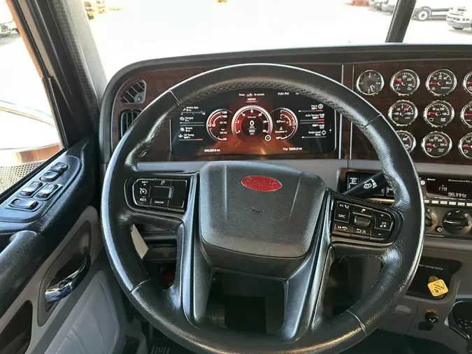 2024 Peterbilt 389