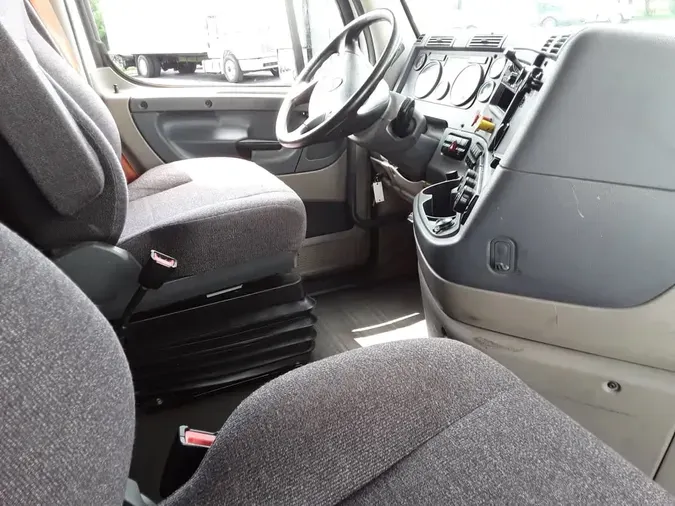 2020 FREIGHTLINER CASCADIA 125