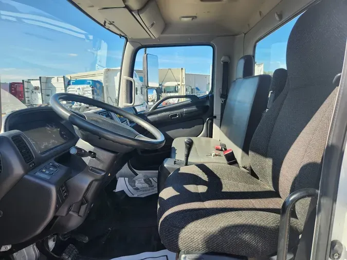 2017 HINO 338