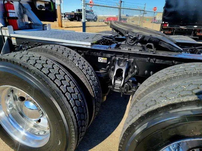 2022 Peterbilt 57956be390ff018ceadf11aad668e3a12a1