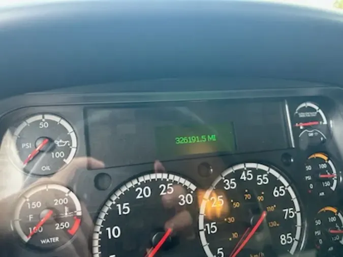 2020 FREIGHTLINER/MERCEDES M2 106