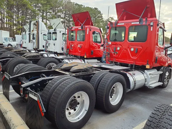 2019 FREIGHTLINER/MERCEDES NEW CASCADIA PX12664