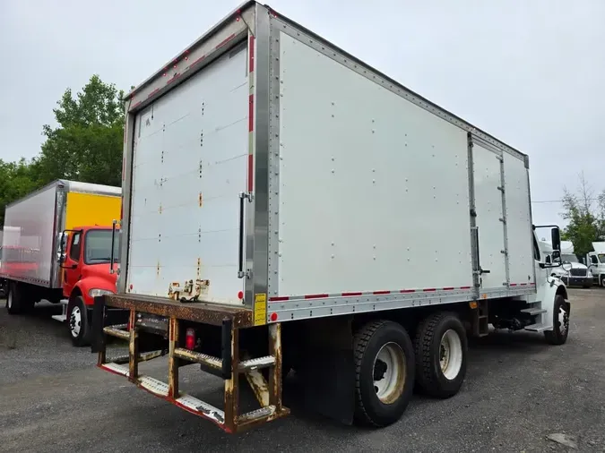 2019 FREIGHTLINER M2 106