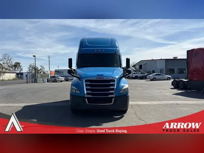 2022 FREIGHTLINER CA126