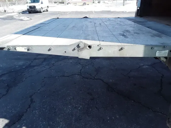 2018 FREIGHTLINER/MERCEDES M2 106