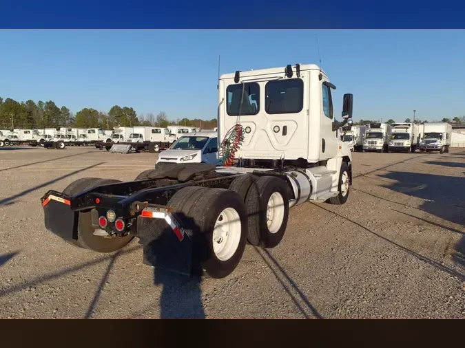 2019 FREIGHTLINER/MERCEDES CASCADIA 12556c8ca075c83d56fd6a93191ed33cf5b