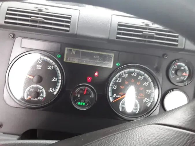 2019 FREIGHTLINER/MERCEDES CASCADIA 125