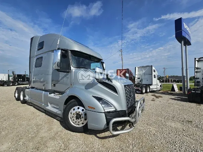 2022 VOLVO VNL64T86056cbc0513222af0726ee42c2a3b425ba