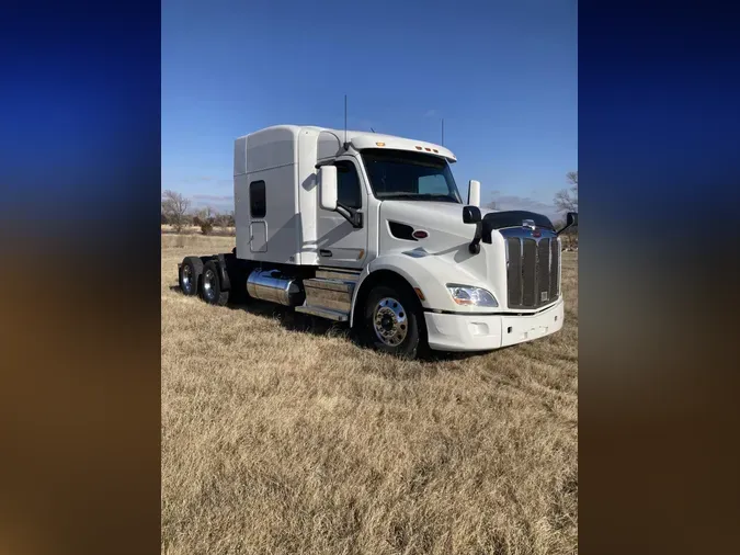 2022 Peterbilt 579