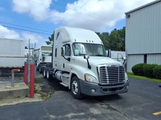 2019 FREIGHTLINER CASCADIA 12556d12de070ad26d426f9852b16aa6cf0