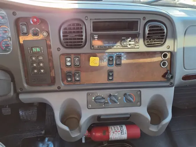 2020 FREIGHTLINER/MERCEDES M2 106