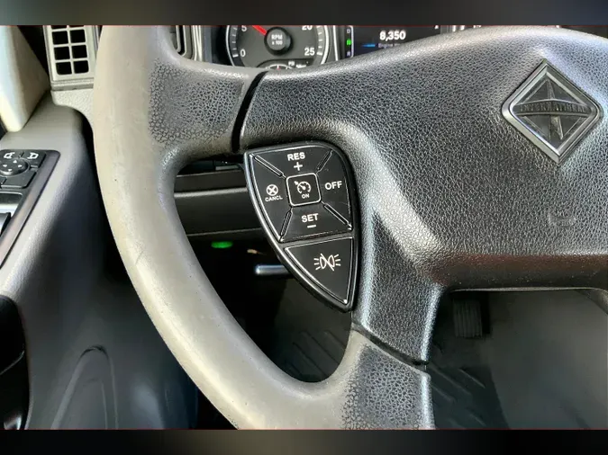 2019 INT LT625 6x4