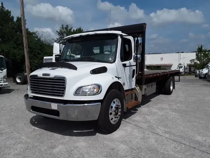 2021 FREIGHTLINER M2 10656d35ba8e8356e58f605ba6724550f77